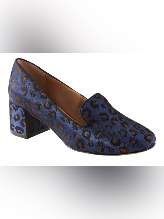 Banana Republic Shoes - Banana Republic Mid-Heel Leopard Jacquard Smoking Loafer